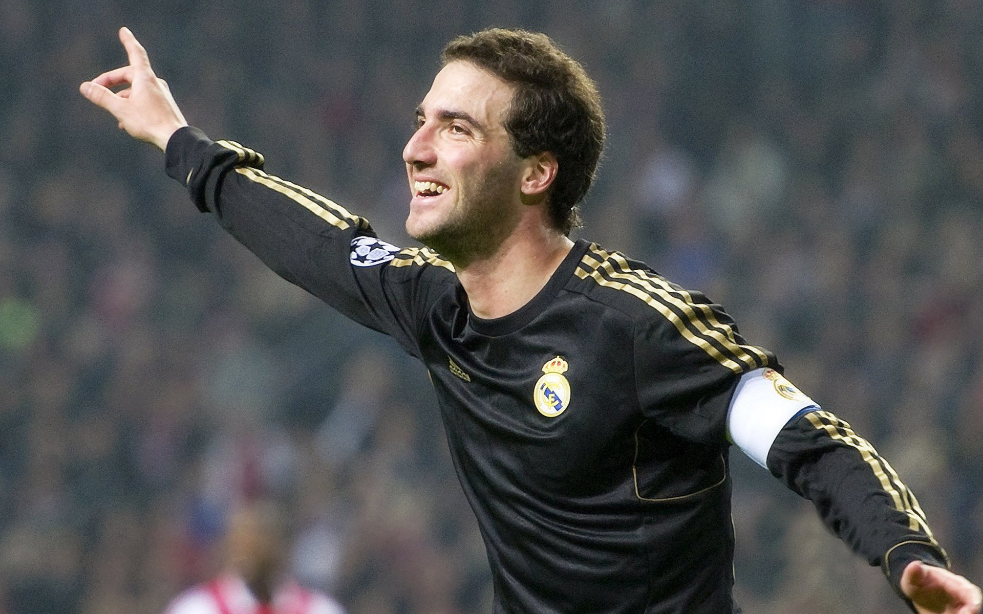 下载开云-广州富力主场-击败河南建业，保持胜利势头，广州富力主场叫什么